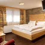 Allgaeuer Kraeuteralm Отель Оберштауфен